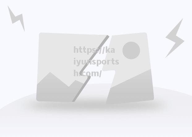 里昂中场控球团队，打出漂亮配合取得胜利